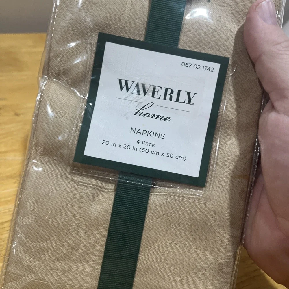 Waverly Home Cotton Table Napkins Four Sealed 20